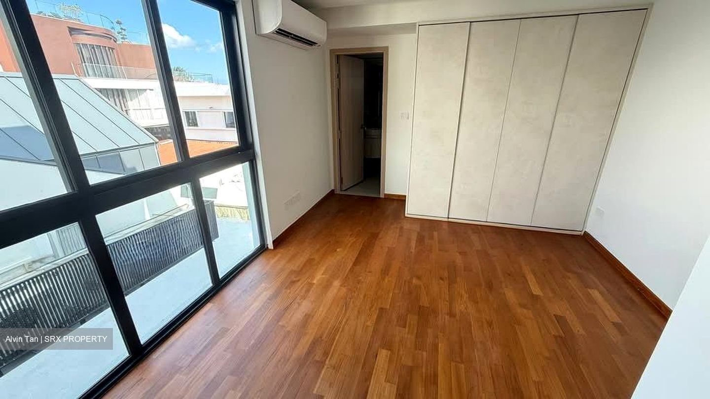 Lucky Hills (D16), Terrace #533198411